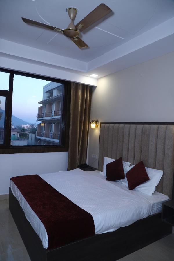 Hotel The Divine Oak Katra  Exterior foto