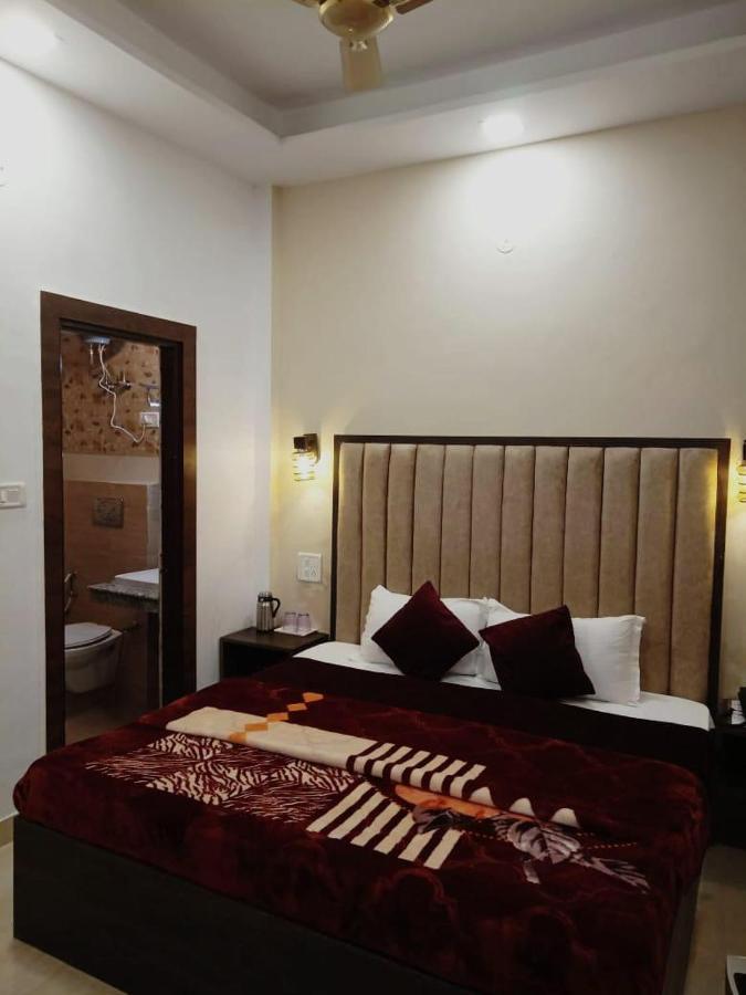 Hotel The Divine Oak Katra  Exterior foto