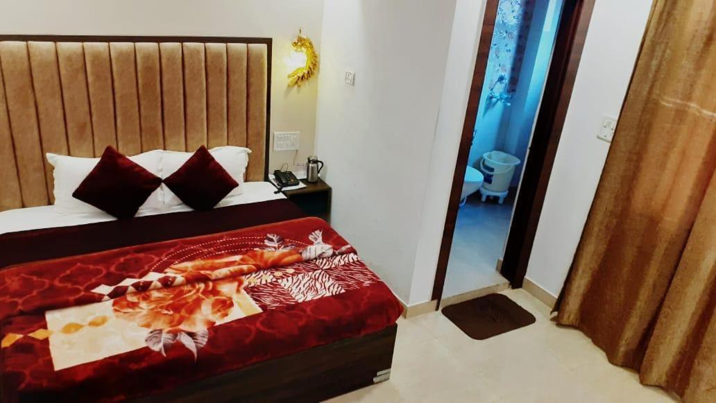 Hotel The Divine Oak Katra  Exterior foto