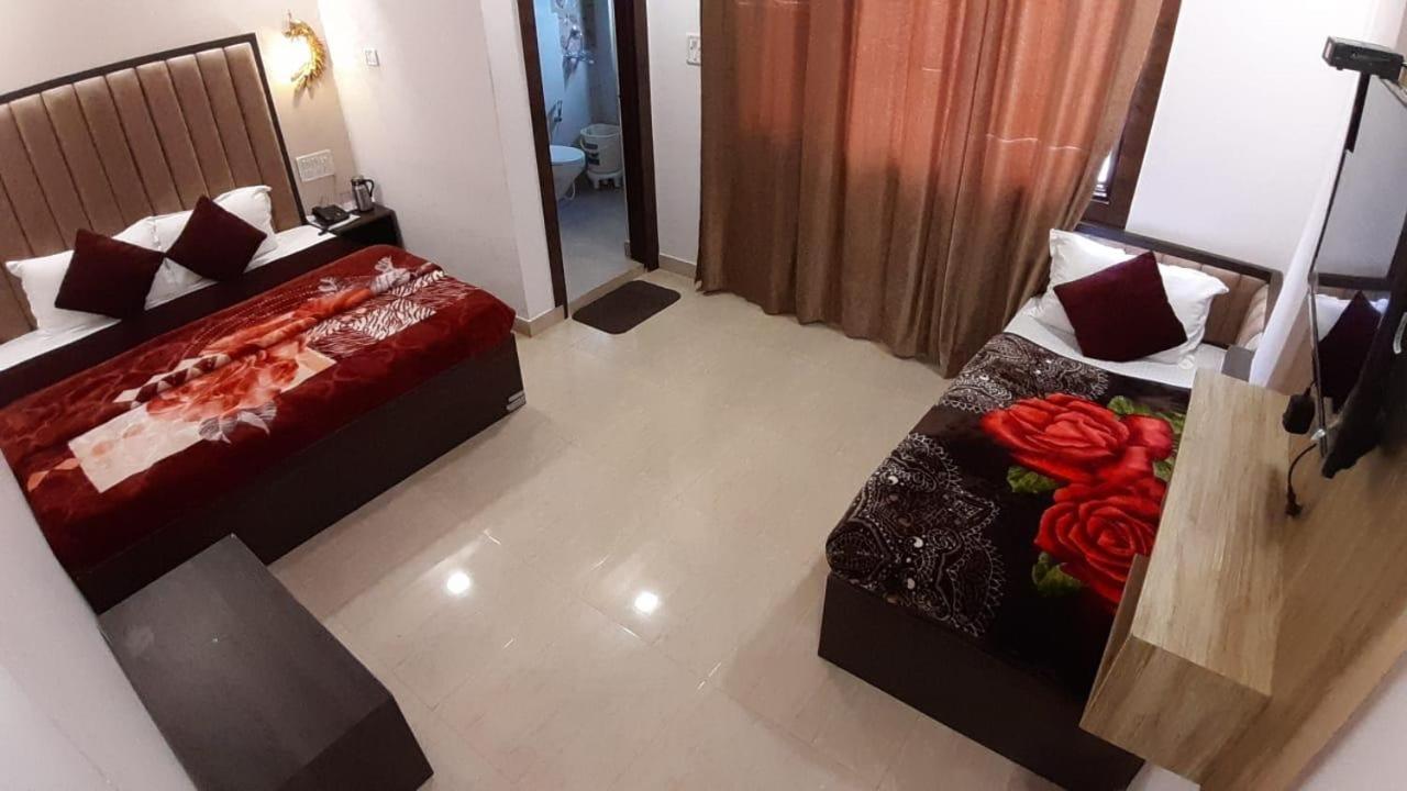 Hotel The Divine Oak Katra  Exterior foto